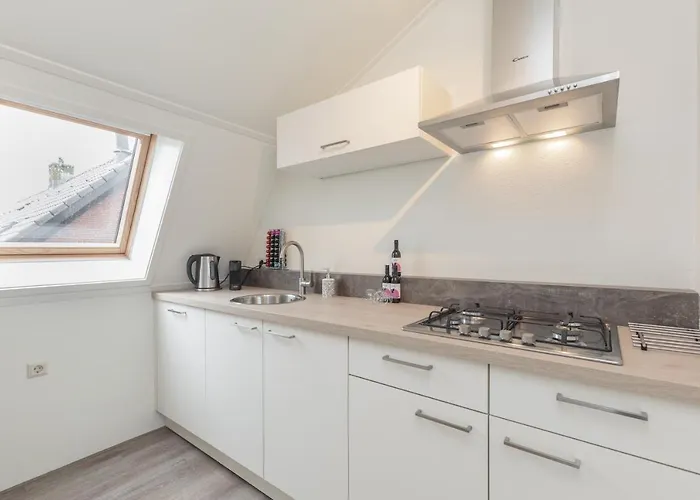 Bed & Breakfast Blossom 3*